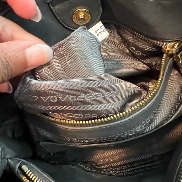 Authentic Prada handbag - Picture 15 of 15